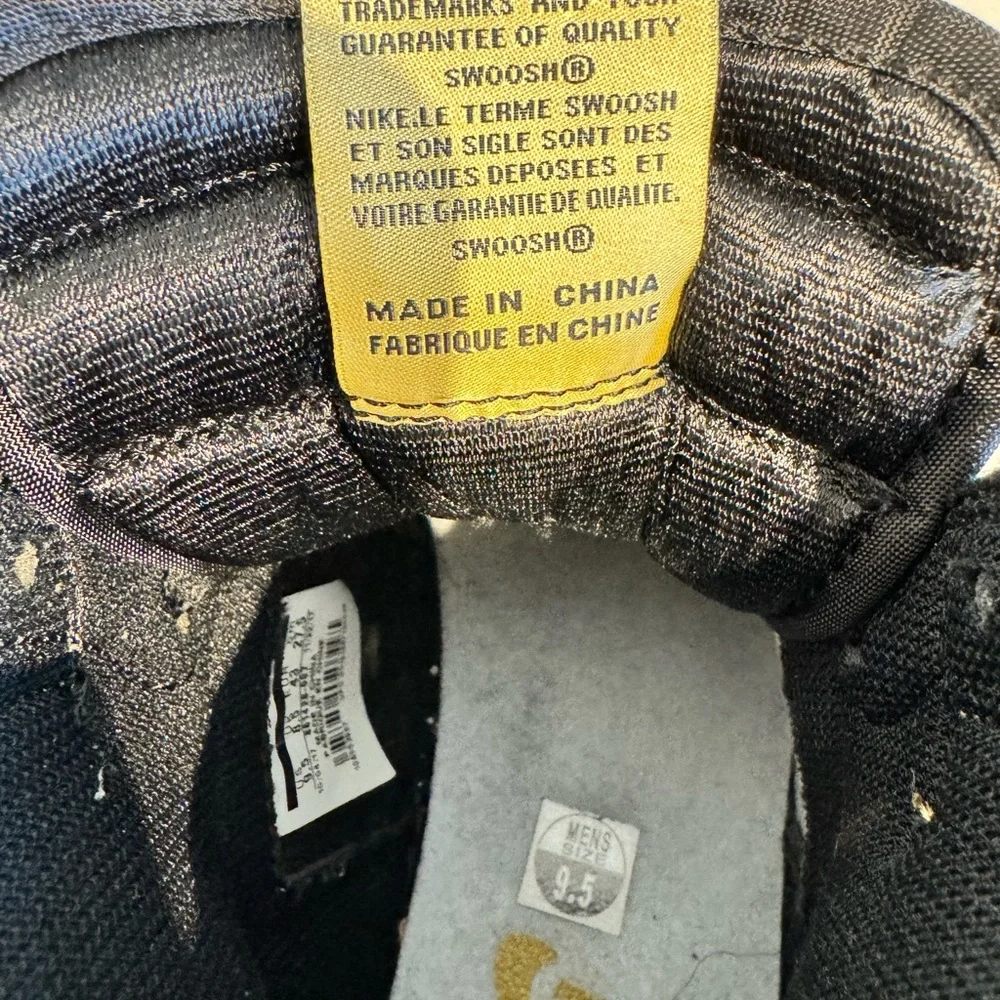 2018 Air Jordan 1 Retro High OG NRG
'Gold Toe' - Picture 8 of 8